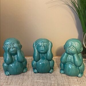 Pottery .  See no evil hear no evil speak no evil.   Bottoms not marked. 7”x3”